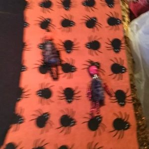 Big size note book with skulls on it